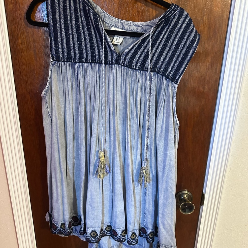 Rachel Zoe Blue and Gray Tunic with Embroidered Hem
